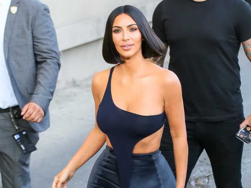 Kim Kardashian Pamer Bodi Aduhai di Bali