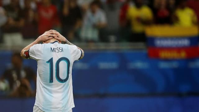 Pemain Qatar Tak Akan Foto dengan Messi