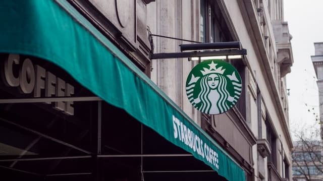 6 Fakta Tak Terduga Starbucks, Ternyata Ada Starbucks Khusus CIA