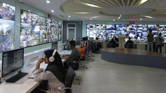 Surabaya Otaki 600 CCTV dengan Teknologi Pengidentifikasi Wajah