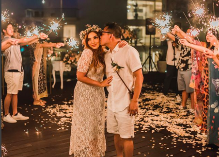 5 Foto Romantisnya Perayaan 6 Tahun Pernikahan Ashanty - Anang Hermansyah