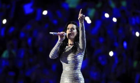 Katy Perry Menjadi Juri American Idol 