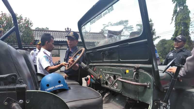 Banyak Ditemukan Jeep Wisata Merapi Tak Laik Jalan