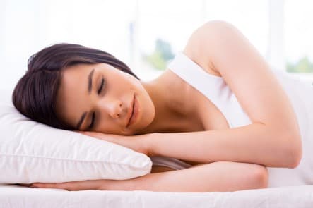 Posisi Tidur Mana yang Lebih Baik: Miring ke Kiri Atau Kanan?