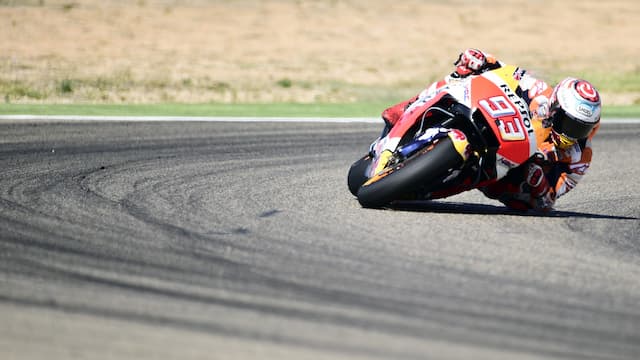 Marquez Start Terdepan di MotoGP Valencia, Dovizioso di Posisi 9
