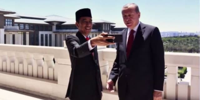 Erdogan Nge-Vlog Bareng Jokowi, Ini Pesan Buat Indonesia