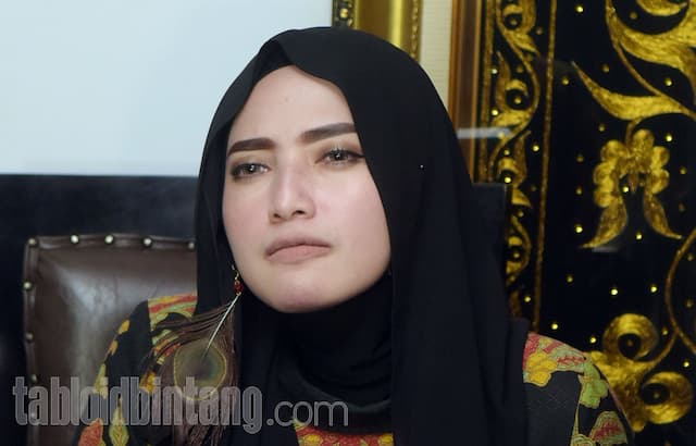 Yulia Mochamad Dikabarkan Jadi Istri Ketiga Opick, Anak Jadi Korban Bully