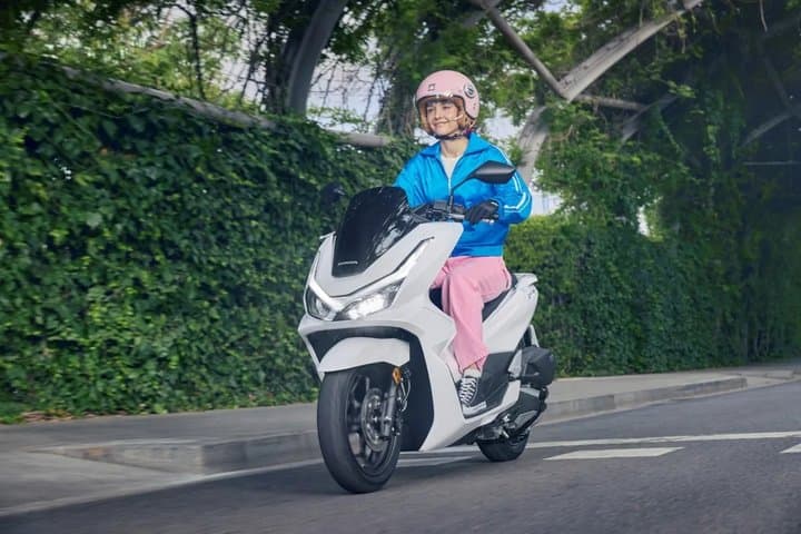 Honda PCX 2025 Meluncur di EICMA, Kapan Tiba di Indonesia? Honda PCX 2025 Meluncur di EICMA, Kapan Tiba di Indonesia?