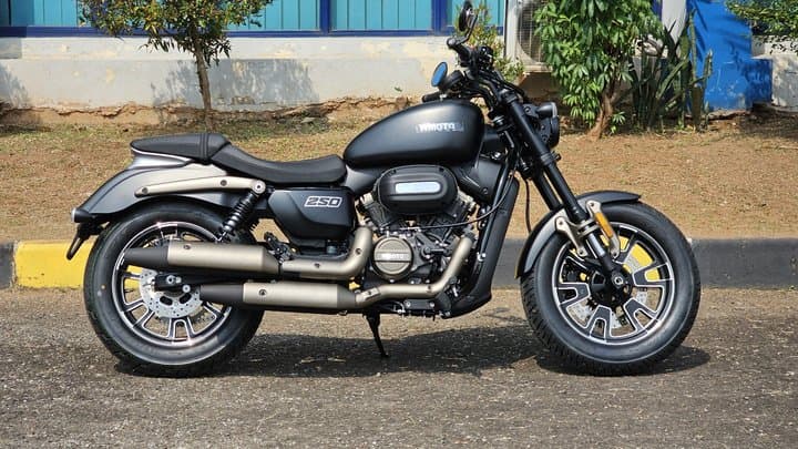 Jajal WMOTO Morbius 250, Mesin V-Twin Harga Cuma Rp60 Jutaan Jajal WMOTO Morbius 250, Mesin V-Twin Harga Cuma Rp60 Jutaan