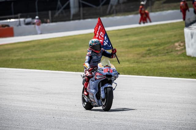 Marquez Ngebut Start ke-14 Finis Kedua di Sprint Race MotoGP Catalunya