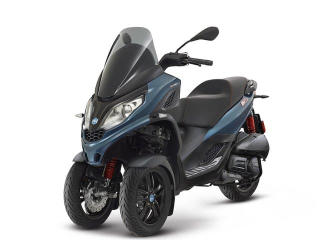 Skuter Roda Tiga Piaggio MP3 300 Hadir di Indonesia, Dijual Rp330 Juta Skuter Roda Tiga Piaggio MP3 300 Hadir di Indonesia, Dijual Rp330 Juta