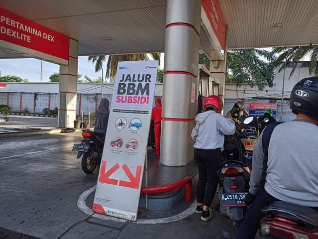 Harga Pertamax Rp14.500 Ribu Bikin Masyarakat Beralih ke Pertalite Harga Pertamax Rp14.500 Ribu Bikin Masyarakat Beralih ke Pertalite