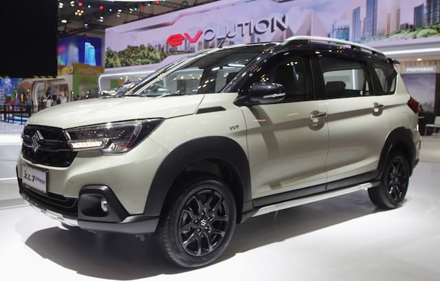 Suzuki XL7 jadi SUV Hybrid Terlaris dan Termurah di GIIAS 2024