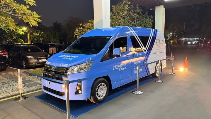 Melihat Toyota HiAce untuk TransJakarta Bagi Penyandang Disabilitas Melihat Toyota HiAce untuk TransJakarta Bagi Penyandang Disabilitas