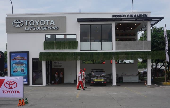 Toyota Sebar Ratusan Titik Pelayanan Liburan Natal dan Tahun Baru Toyota Sebar Ratusan Titik Pelayanan Liburan Natal dan Tahun Baru