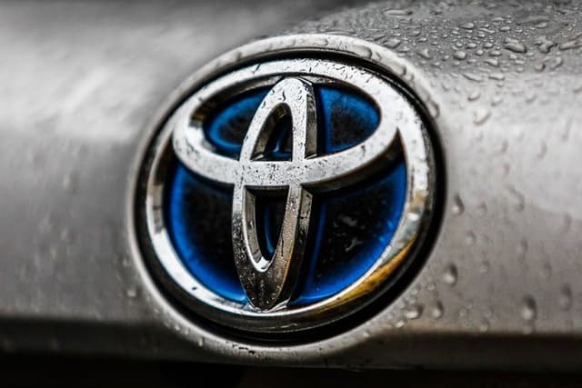 Toyota Setop Semua Pabrik di Jepang, Gimana Nasib Mobil CBU?