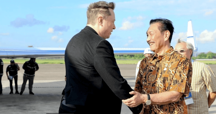 Gak Pakai Tesla, Elon Musk Naik Toyota Alphard di Bali Gak Pakai Tesla, Elon Musk Naik Toyota Alphard di Bali