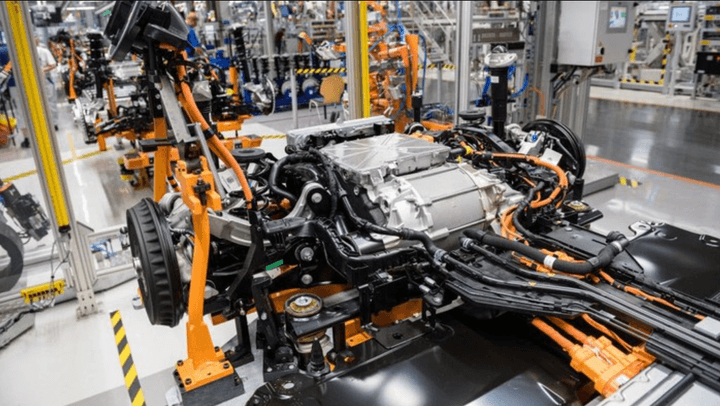 Baterai Mobil Listrik Pertama di Indonesia Siap Produksi Baterai Mobil Listrik Pertama di Indonesia Siap Produksi