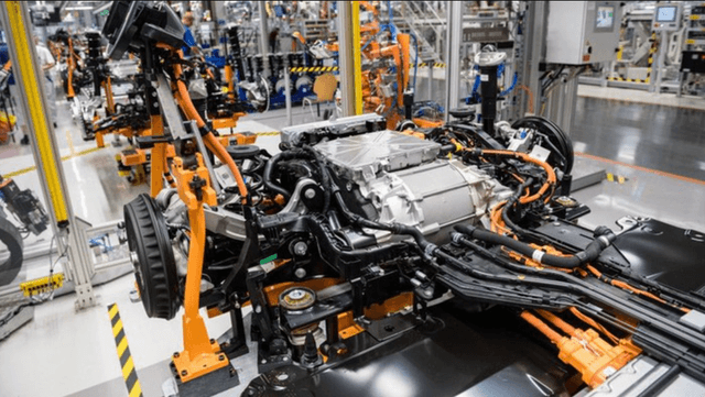 Baterai Mobil Listrik Pertama di Indonesia Siap Produksi