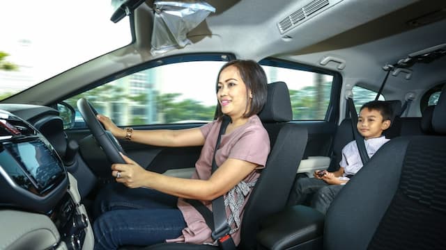 Cuaca Masih Panas, Rawat Filter AC Biar Kabin Mobil Selalu Adem   