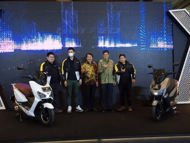 United Luncurkan TX3000 dan TX1800 dengan Motor yang Kuat United Luncurkan TX3000 dan TX1800 dengan Motor yang Kuat