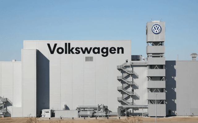 Belasan Ribu Karyawan Volkswagen Terancam PHK