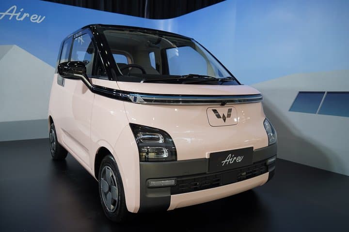 Hati-hati Nabrak Wuling Air ev, Pelat Bodinya Tebal! Hati-hati Nabrak Wuling Air ev, Pelat Bodinya Tebal!
