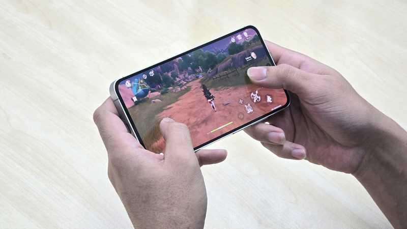 Aman Gak Panas Main Game Pakai Exynos 2400e di Galaxy S24 FE