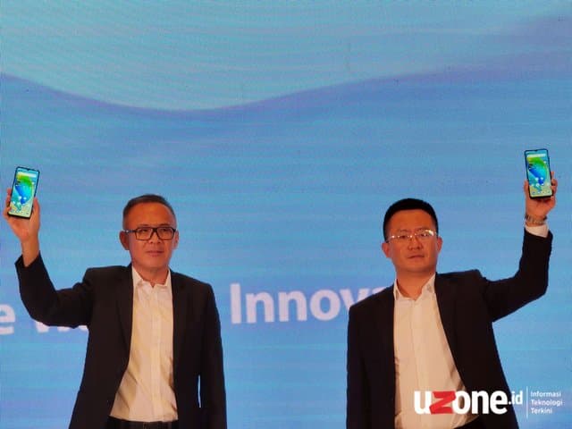 Trio Smartphone Baru Tandai <i>Comeback</i> ZTE ke Indonesia Trio Smartphone Baru Tandai <i>Comeback</i> ZTE ke Indonesia