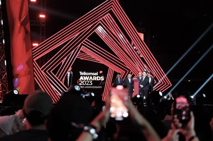 Penghargaan Generasi Digital, Ini Deretan Pemenang Telkomsel Awards 2023 Penghargaan Generasi Digital, Ini Deretan Pemenang Telkomsel Awards 2023