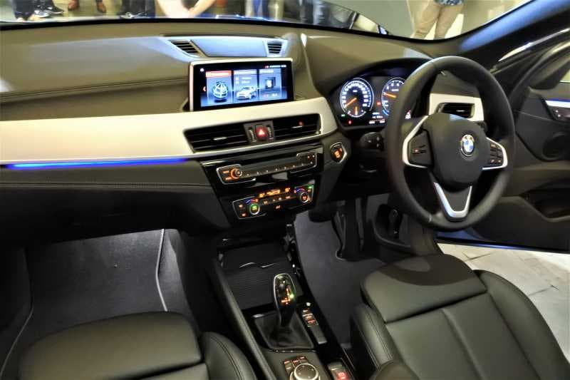 FOTO: Tampang Ganteng BMW The New X1 Seharga Rp 739 Juta
