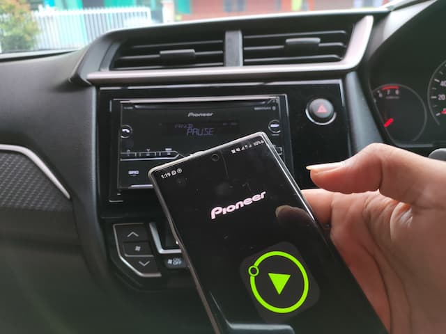 Tips Seting Audio Standar Honda Brio Satya, Bisa Pakai Smartphone!