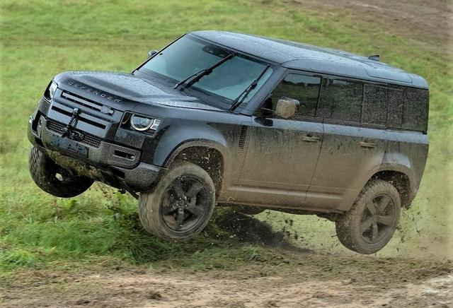 Interior Jaguar Land Rover Akan Terbuat dari Limbah Plastik