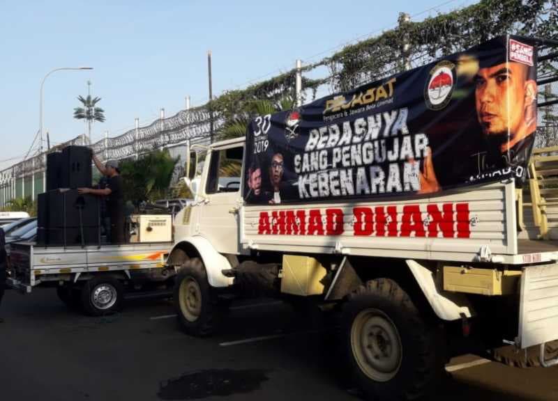 Harga dan Spesifikasi Unimog yang Jemput Ahmad Dhani Bebas dari Penjara
