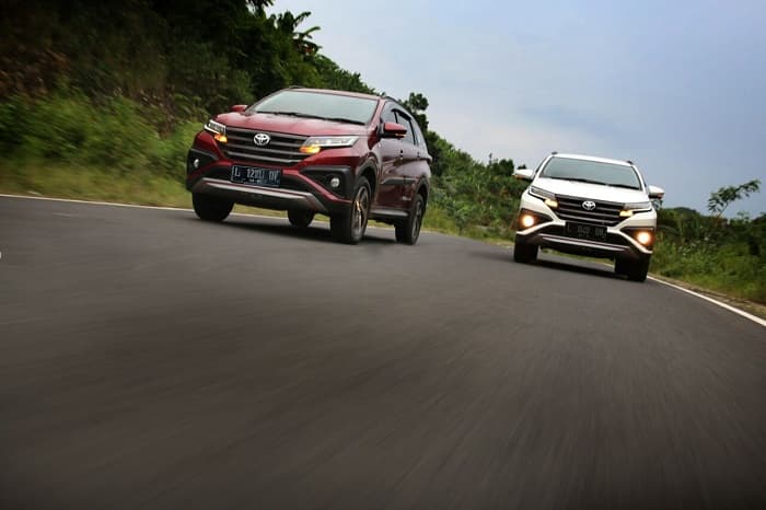Test Drive Toyota New Rush Part 2, Menikmati Fitur-Fitur Canggih  