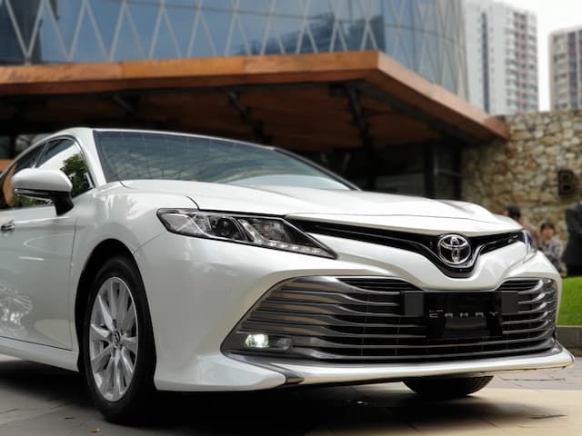 Launch Review: Toyota All New Camry, Sedan <i>Bosqu</i> Seharga Rp 800 Jutaan!