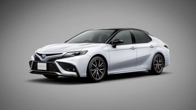 Toyota Camry Facelift, Makin Futuristis dan Pintar