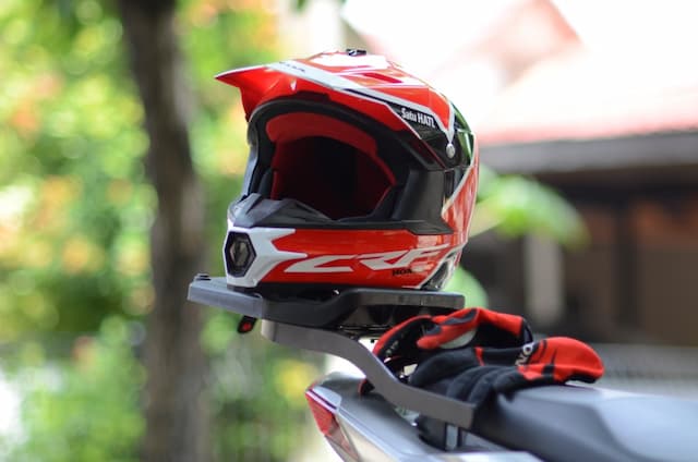 #DirumahAja, 10 Cara Merawat Helm Sepeda Motor