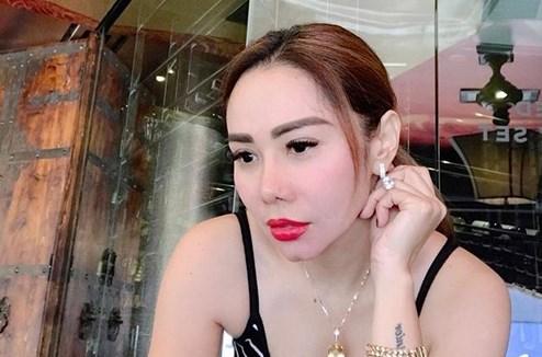 5 Artis Cantik Asal Indonesia Ini Nyaris Bunuh Diri