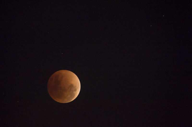 FOTO: Indahnya Bulan Purnama Tadi Malam