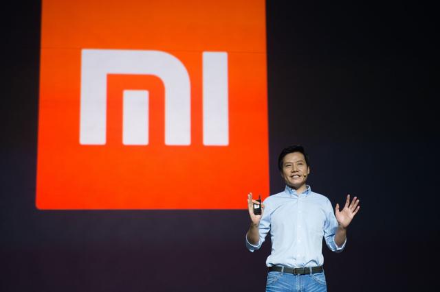 CEO Xiaomi Terciduk Pakai iPhone