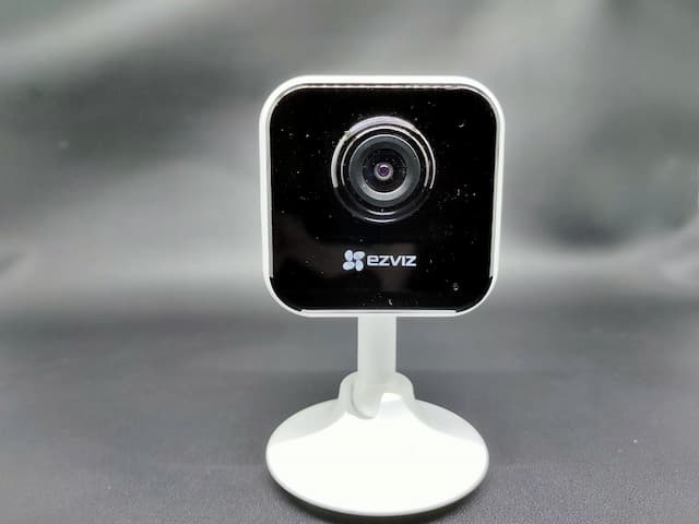 Smart Kamera CCTV Ezviz C1HC, Bisa Komunikasi Dua Arah