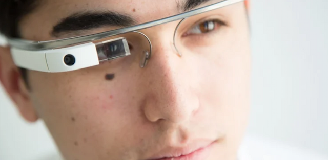 3 Alasan Paling Masuk Akal Kenapa Google Matikan Google Glass