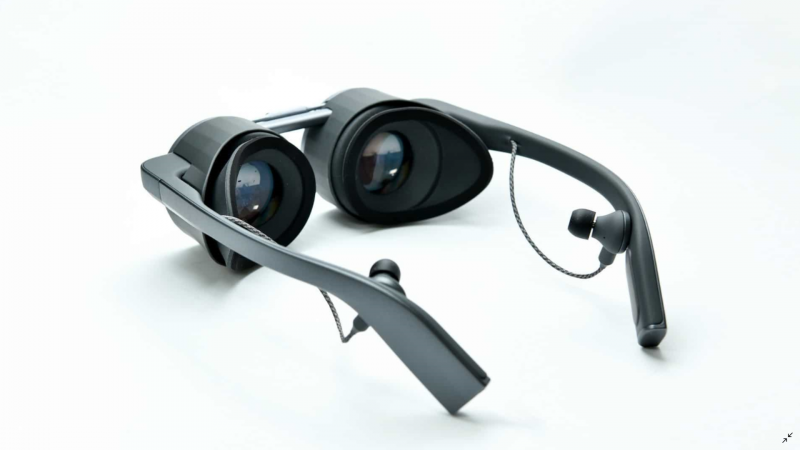 Panasonic Kembangkan Kacamata VR