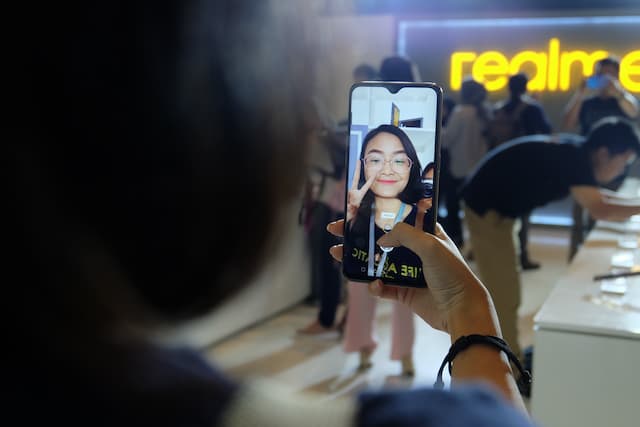 Realme Mau Bikin OS Sendiri, Ketularan Huawei?