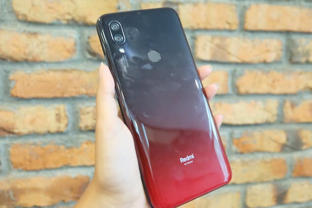 5 Fitur Xiaomi Redmi 7 yang Gak Baru-baru Amat