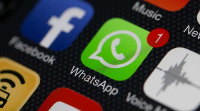 Tips Balas Pesan WhatsApp Tanpa Online