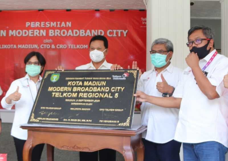 Telkom Akselerasi Digitalisasi Modern City Madiun di Tengah Pandemi COVID-19