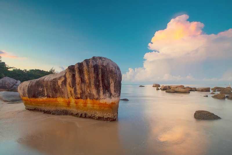 5 Pantai Cantik di Bangka Selatan