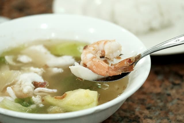 Sup Ikan Yong Kee, Kuliner Wajib Coba di Batam